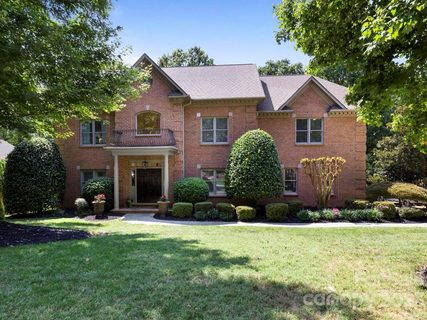 18817 Maplecroft Lake Lane