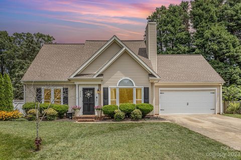 3604 Still Oaks Court sold home in Hidden Pond, Concord, NC