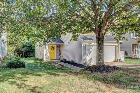 3880 Broadwater Court