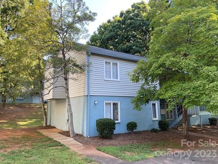 1919 Countrymens Court 27