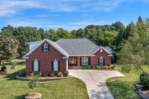 401 Mcmillan Drive sold home in Stoney Creek, Indian Trail, NC