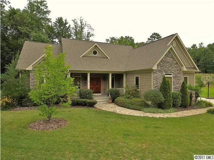 Previously sold for $550,000