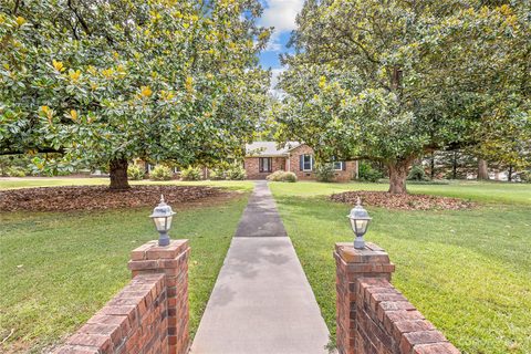 Previously sold for $450,000