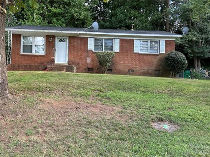 623 Dunbrook Lane sold home in Springfield, Charlotte, NC