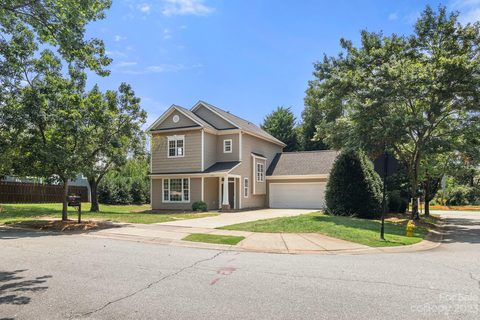 19801 Madison Village Drive sold home in Madison Village, Cornelius, NC