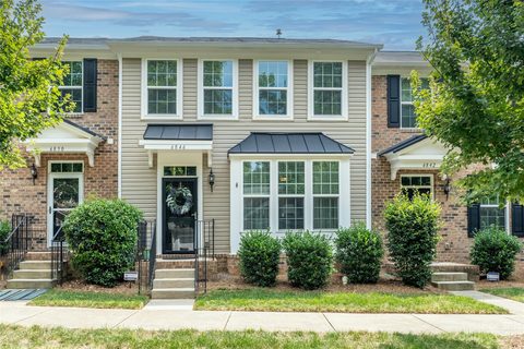 6846 Colonial Garden Drive