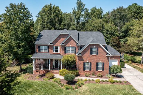 3218 Sawtooth Court