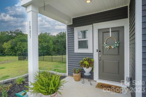 1005 Jeffery Dean Court