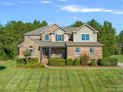 205 Walking Horse Trail