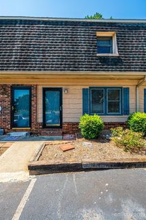 228 14th Avenue B sold home in The Farm, Hickory, NC