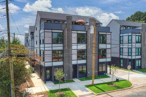 219 Freeland Lane sold townhome in Bronson Square, Charlotte, NC