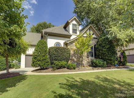 10303 Wabeek Court