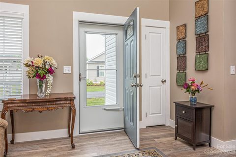Previously sold for $385,000