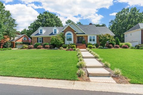 1906 Cavendale Drive sold home in Wedgewood, Rock Hill, SC