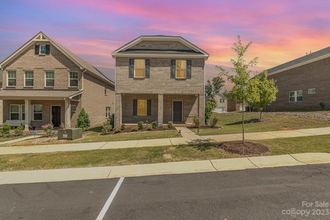 1304 Colgher Street sold home in Mint Hill Village, Charlotte, NC