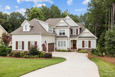 191 Chaska Loop