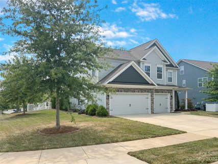 103 Atwater Landing Drive