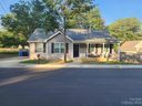 326 Nesbit Avenue sold home in Mooresville, SC