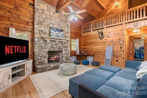 97 Woodfern Lane