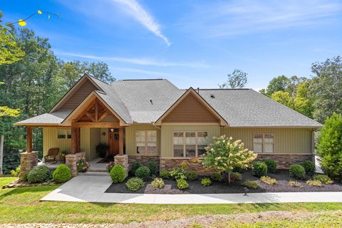 962 Windover Drive sold home in Windover Farms, Brevard, NC