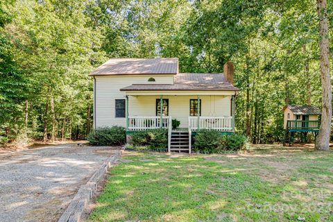 4547 Shrewsbury Street sold home in Dutchman Trails, Iron Station, NC