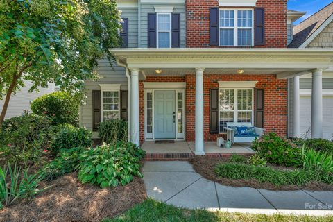 512 Montgrove Place