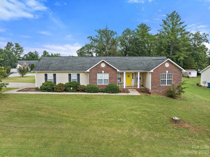 20 Songbird Lane sold home in Heritage Creek, Hickory, NC