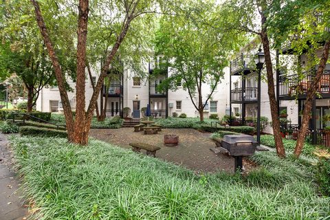 4917 Park Road E sold condo in Selwyn Commons, Charlotte, NC