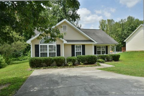 3213 Forest Creek Court