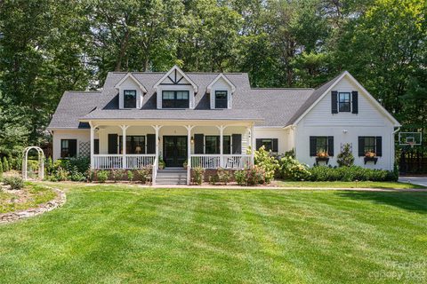 1 Bent Oak Lane sold home in Braeside at Biltmore Park, Asheville, NC