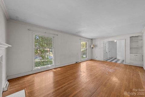 219 Glen Oaks Road