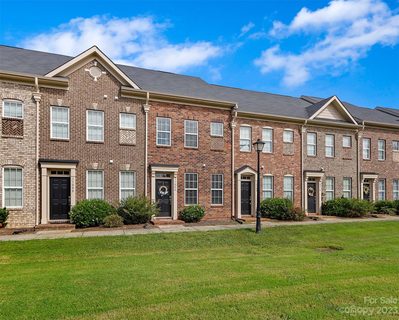 11004 Cedar Walk Lane