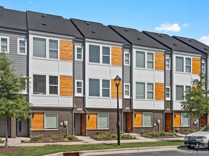 2131 Bryant Park Drive sold townhome in Bryant Park Terraces, Charlotte, NC