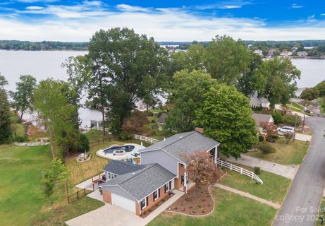 Previously sold for $1,090,000