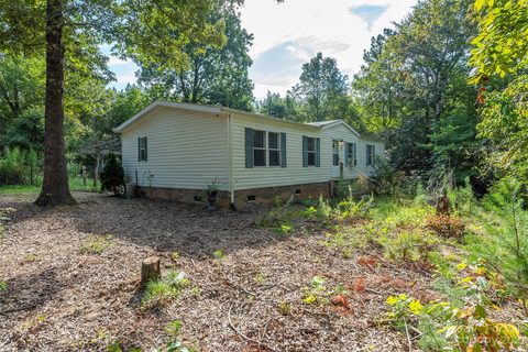 Previously sold for $160,000