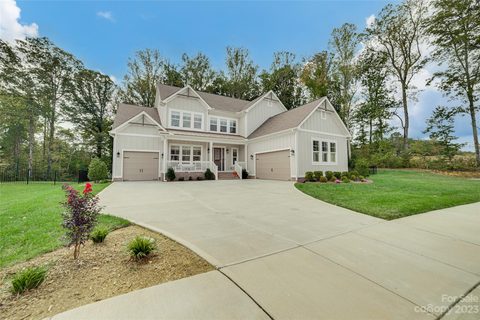 12113 Old Cottonwood Lane sold home in Blackwood Knoll, Huntersville, NC
