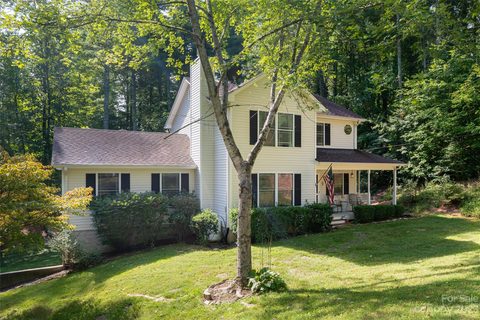 5 Troy Hill Drive sold home in Arnstein Acres, Fletcher, NC