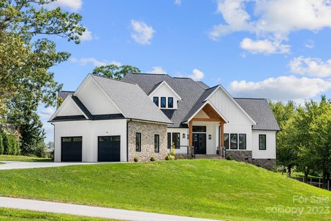 102 Majestic Ridge Road
