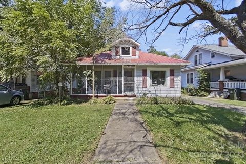 306 N Yadkin Avenue sold home in Newton Heights, Spencer, NC