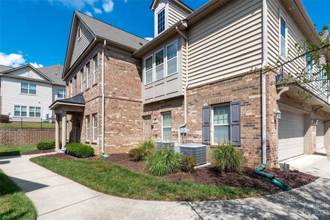 14644 Juventus Street 8303
