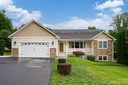 19 Stone House Road sold home in Hendersonville, SC