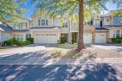 5951 Pale Moss Lane sold townhome in Crosspointe, Charlotte, NC