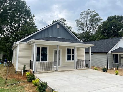 3425 Mable Hubbard Drive sold home in Lakeside, Charlotte, NC
