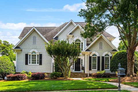 Previously sold for $860,000