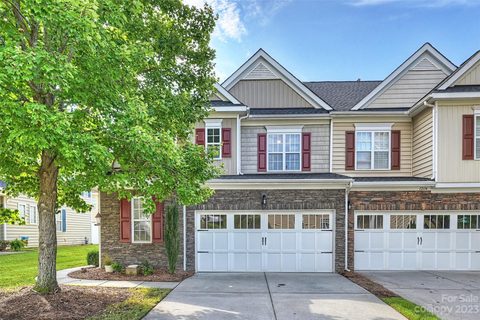 12118 Red Rust Lane