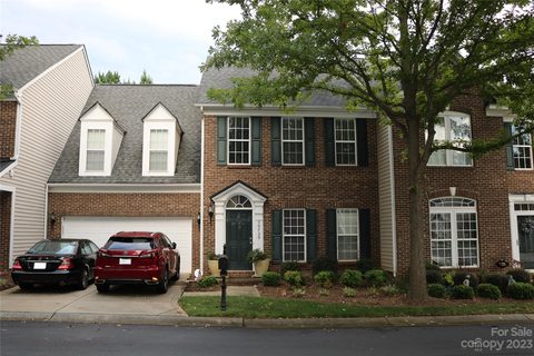 10729 Fred Gutt Drive sold townhome in Mckee Place, Charlotte, NC
