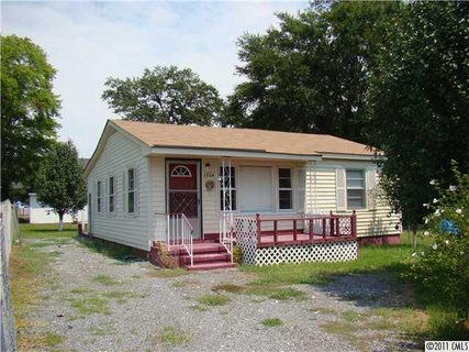 1004 East Drive