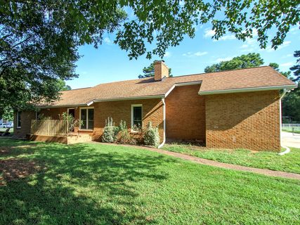 8530 Amelia Road sold home in Piney Grove, Charlotte, NC