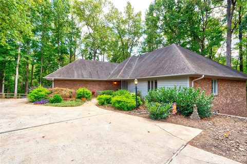 Previously sold for $445,000