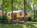 7224 Lake Drive sold home in Matthews, SC